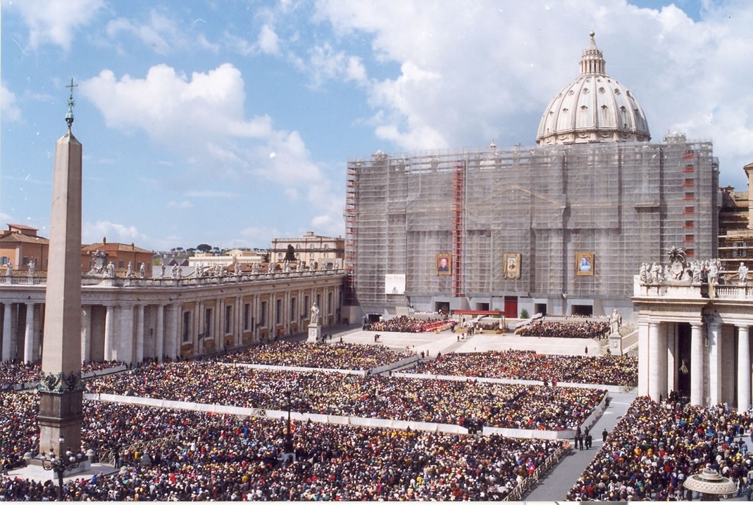 18-de-abril-1999-canonizacion-del-padre-champagnat