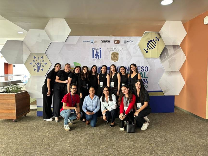 alumnos-de-nutricion-presentes-en-el-congreso-de-la-ammfen