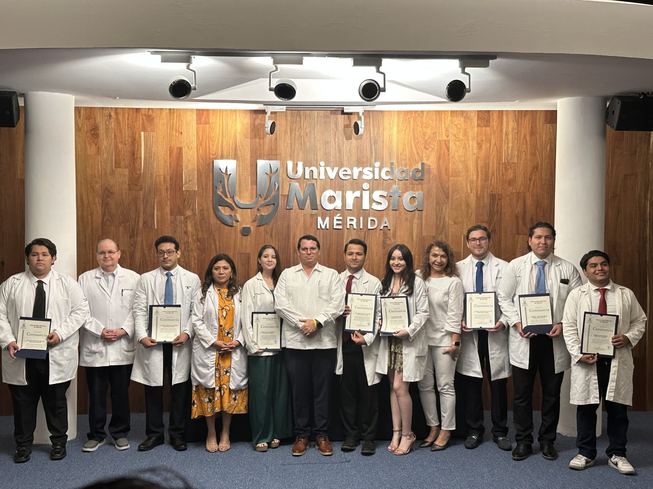 clausura-del-internado-de-pregrado-con-enfoque-en-atencion-primaria-a-la-salud
