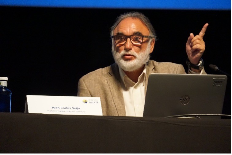 el-dr-juan-carlos-seijo-recibe-el-reconocimiento-distinguished-service-award-del-iifet