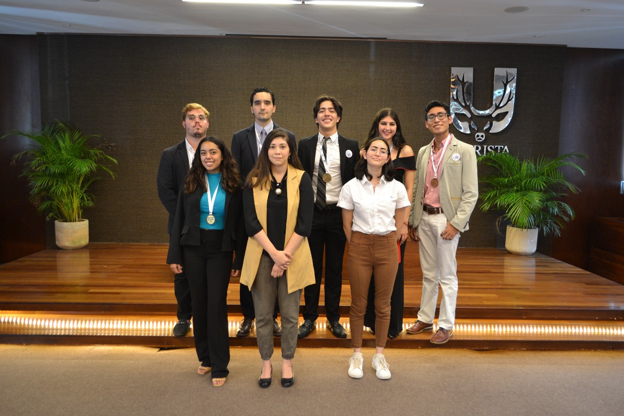 escuela-de-derecho-destaca-en-el-uadymun-2022