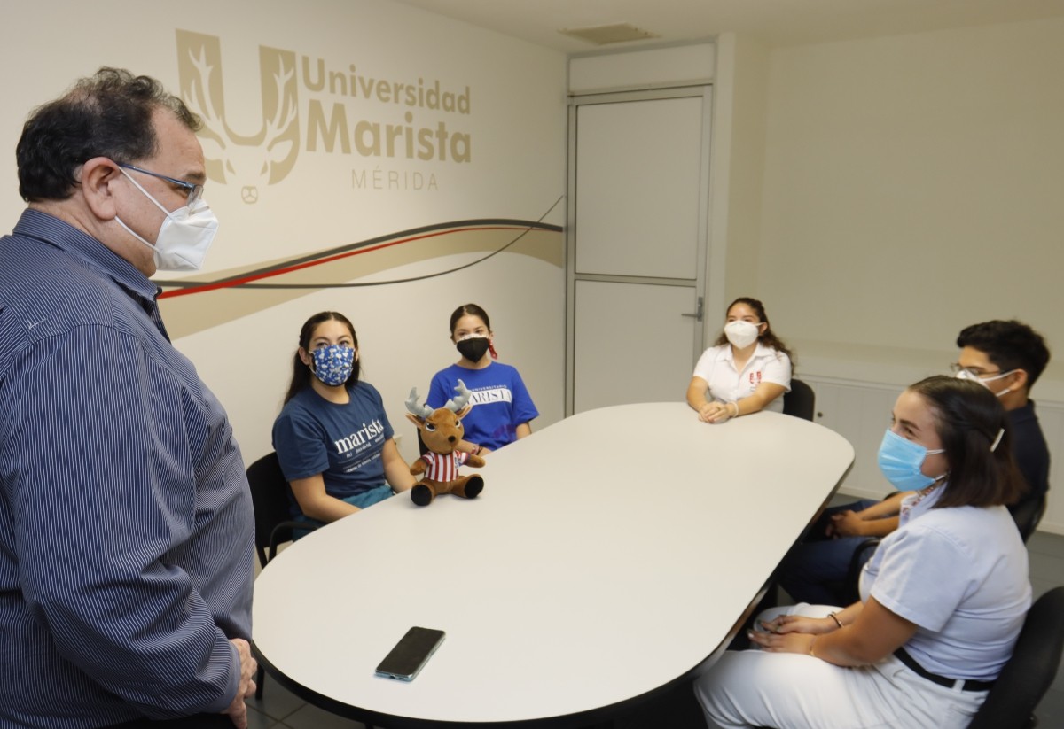 estancia-en-iowa-de-siete-estudiantes-de-la-u-marista