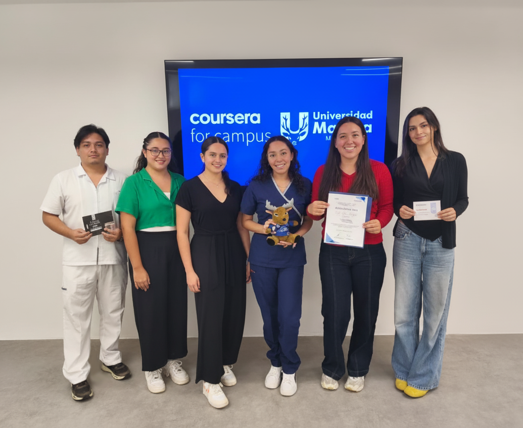 estudiantes-maristas-celebran-su-compromiso-y-destacan-el-aprovechamiento-de-la-plataforma-coursera