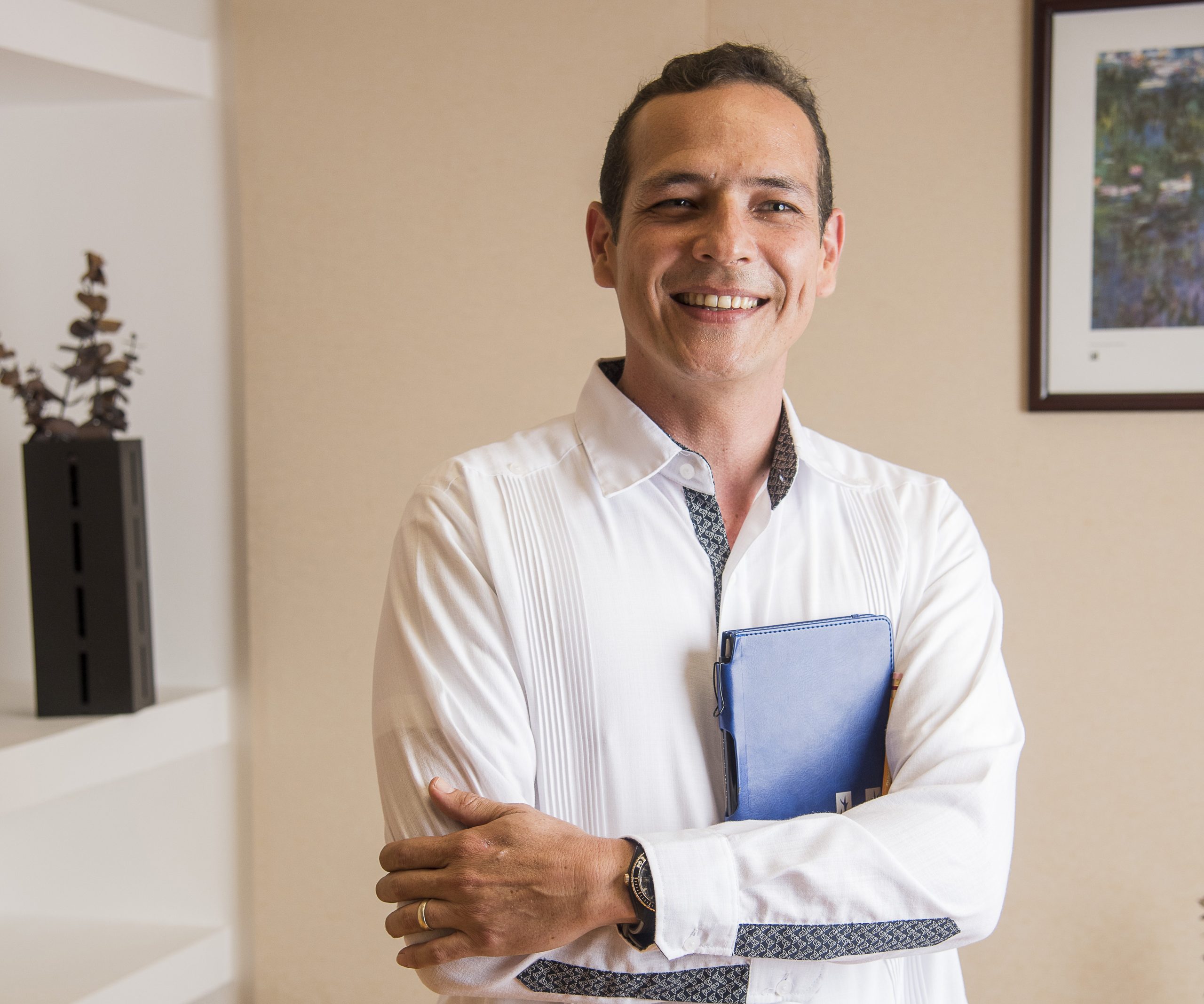 la-escuela-de-psicologia-recibe-el-premio-victor-manuel-castillo-vales-de-la-uady