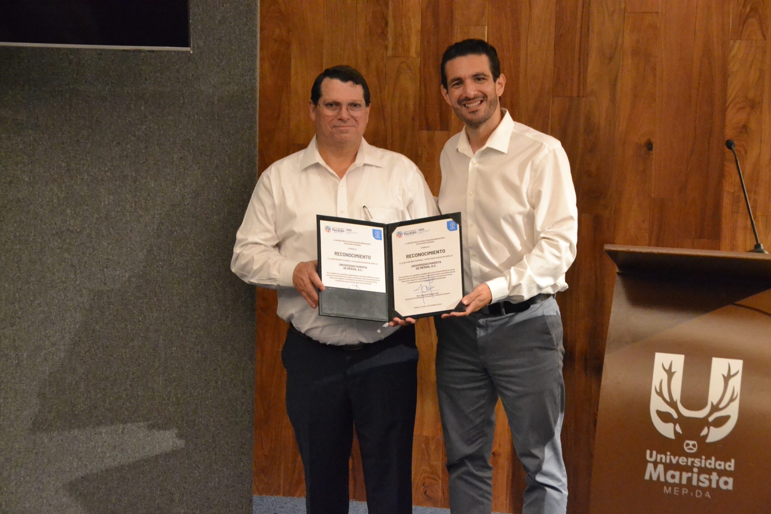 la-universidad-marista-de-merida-recibe-el-reconocimiento-a-la-gestion-institucional-y-excelencia-educativa