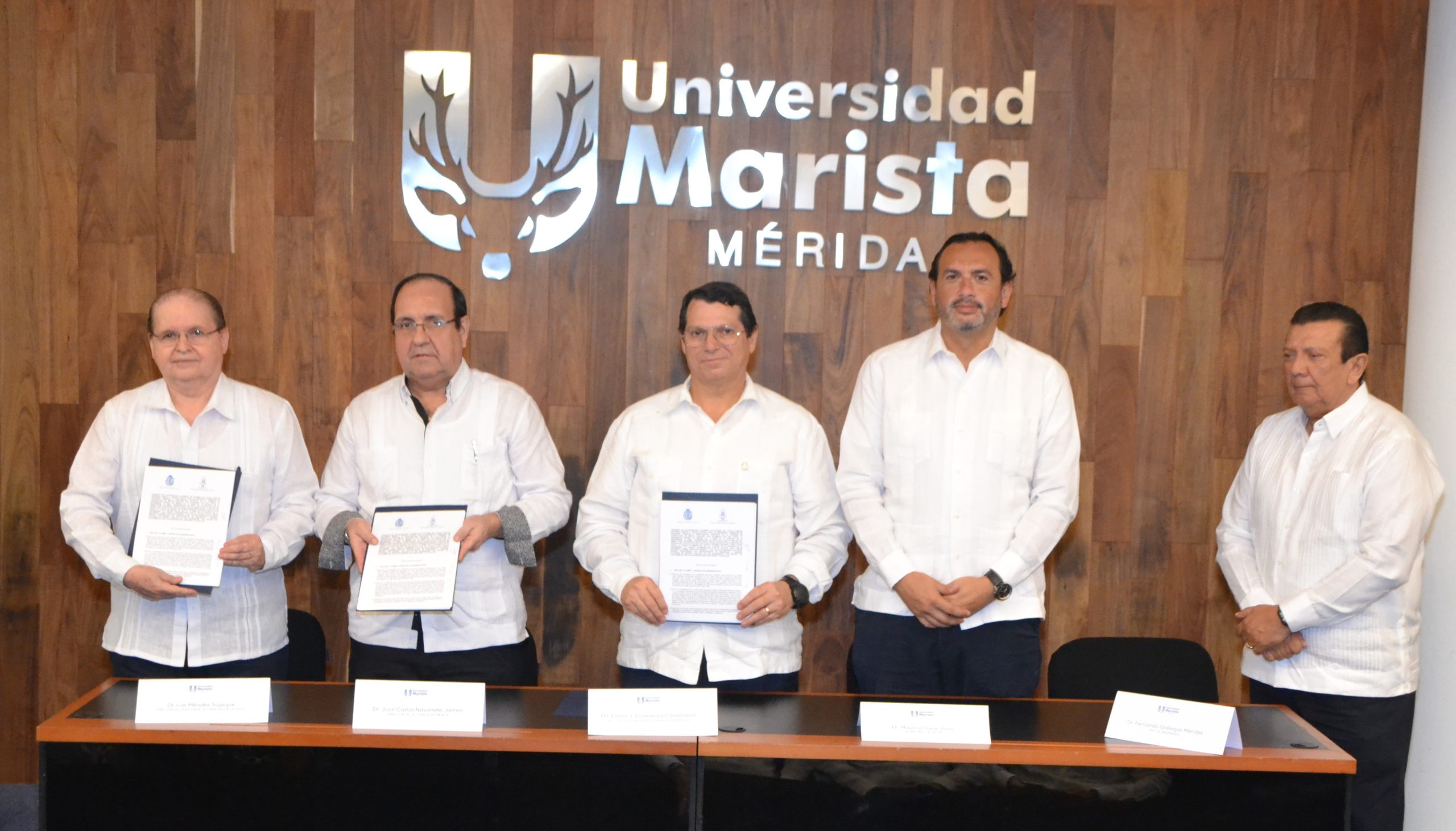 la-universidad-marista-de-merida-y-la-clinica-de-merida-firman-un-convenio-para-fortalecer-la-formacion-medica
