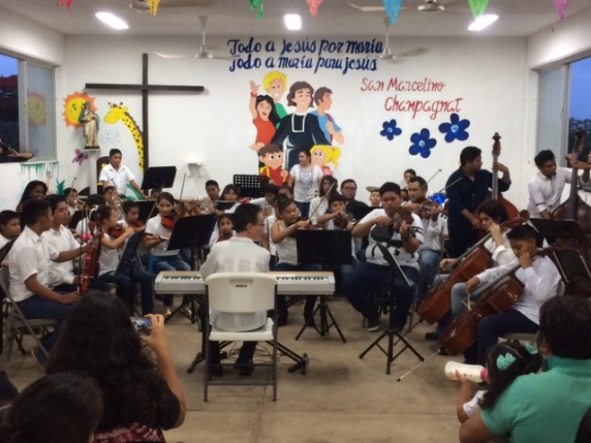 orquesta-sinfonica-infantil-y-juvenil-del-centro-marista-de-desarrollo