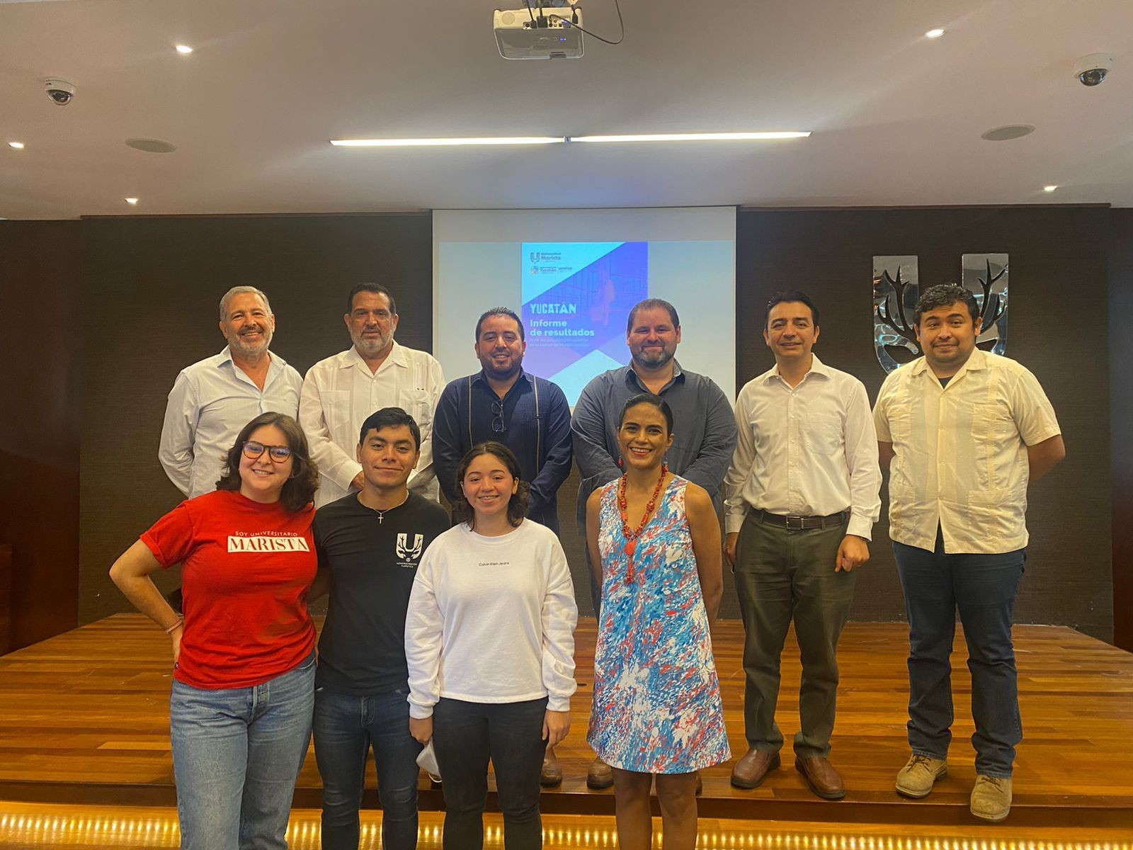 presentacion-del-estudio-realizado-por-alumnos-de-la-escuela-de-turismo
