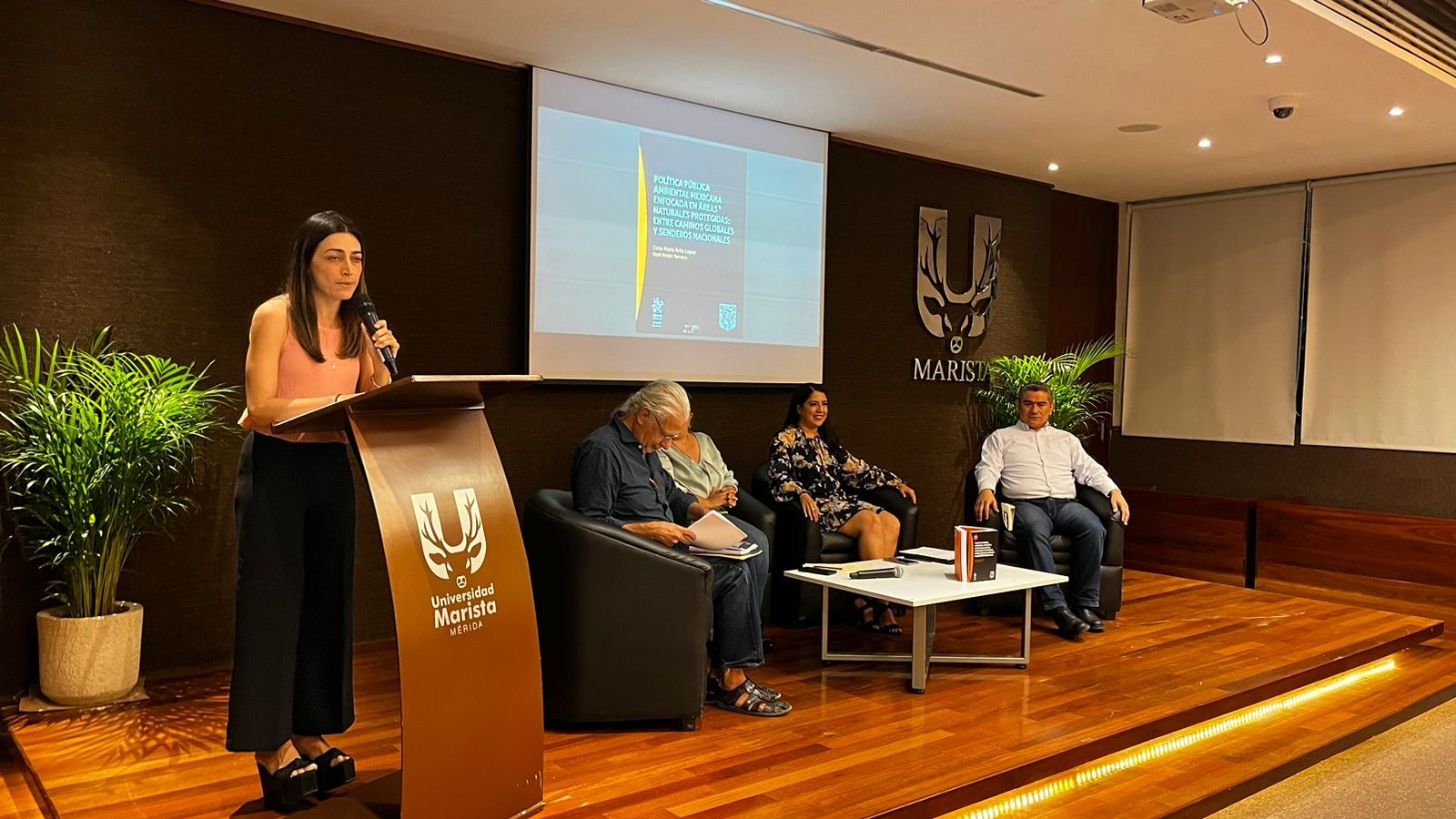 presentacion-del-libro-politica-publica-ambiental-mexicana-enfocada-en-areas-naturales-protegidas-entre-caminos-globales-y-senderos-nacionales
