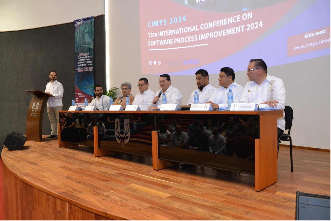 software-innovacion-y-tecnologia-en-la-universidad-marista-de-merida-durante-el-cimps-2024