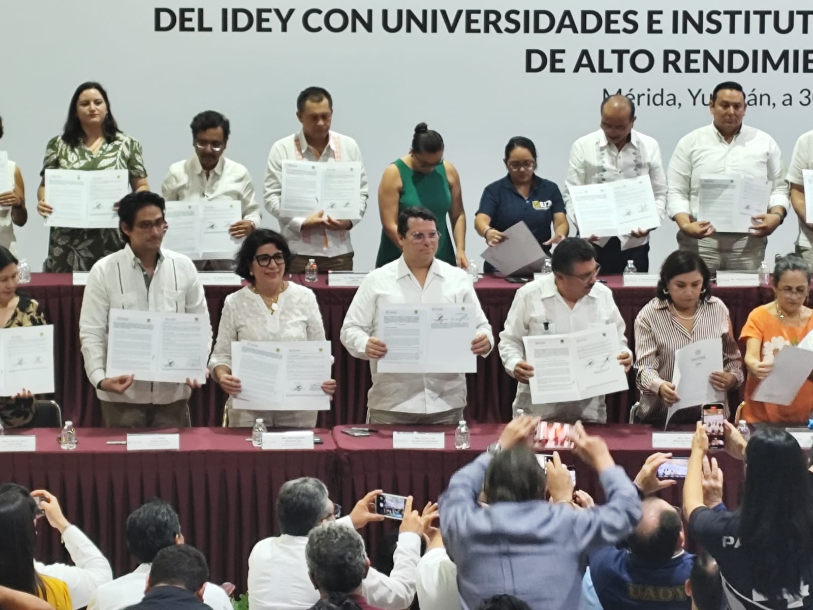 universidad-marista-de-merida-renueva-convenio-con-el-idey-para-apoyar-a-deportistas-de-alto-rendimiento