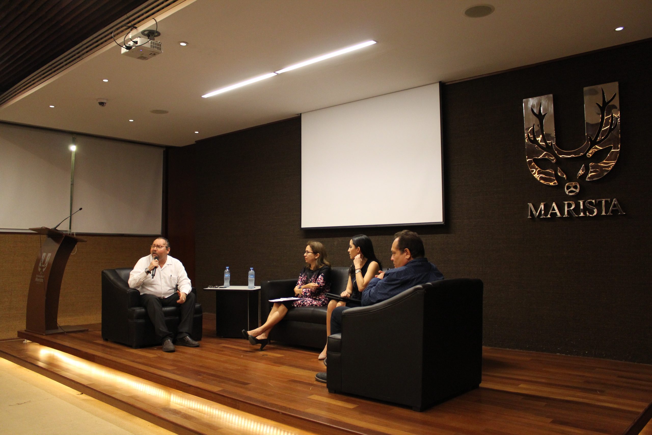 violencia-de-genero-y-medidas-de-proteccion-tematica-de-mesa-panel